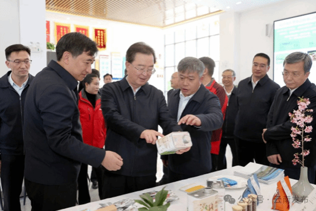 吃在双江